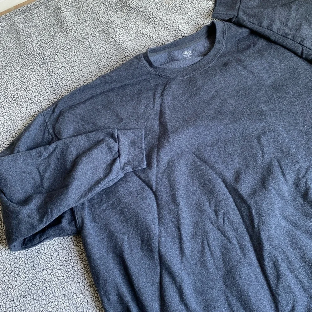 Men's Gray Sweater